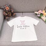 루이비통 아동 한정 시리즈 컬러 자수 반팔 티셔츠 - 이미지 3