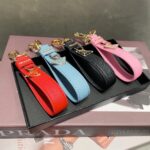 프라다 PRADA 정품라인 삼각로고 가죽 스트랩 키링 & 가방장식