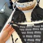👙미우미우 전면레터링 끈비키니 베이지톤 바캉스 분리수영 - 이미지 6