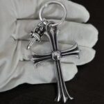 크롬하츠 스톤 크로스 귀걸이 - 이미지 3