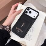 크롬하츠 레트로 가죽 금속 십자가 카드 수납 폰케이스 전체 충격방지 아이폰 커버 2컬러 - 이미지 2