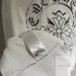 크롬하츠 2026FW 호스슈 산스크리트 플라워 패치자수 긴팔 티셔츠 OS 루즈핏 빈티지 남녀공용 - 이미지 8